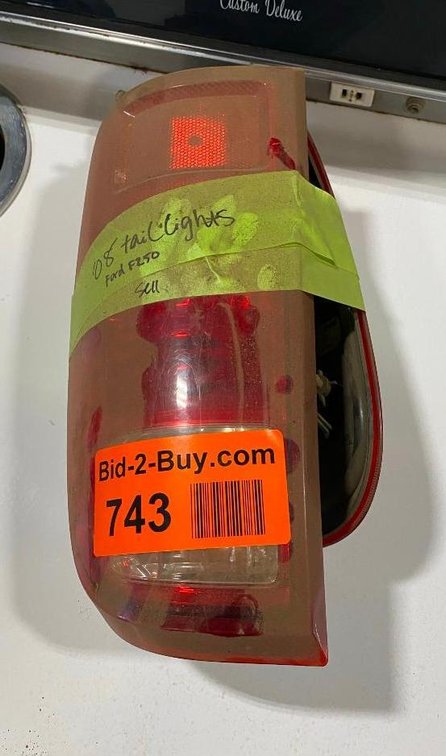 Pair of 2008 Ford 250 Tail Lights