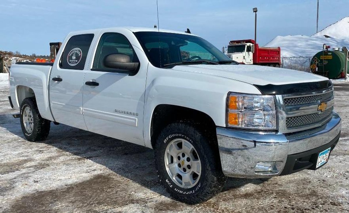2012 Chevrolet 1500 4WD Pickup Truck