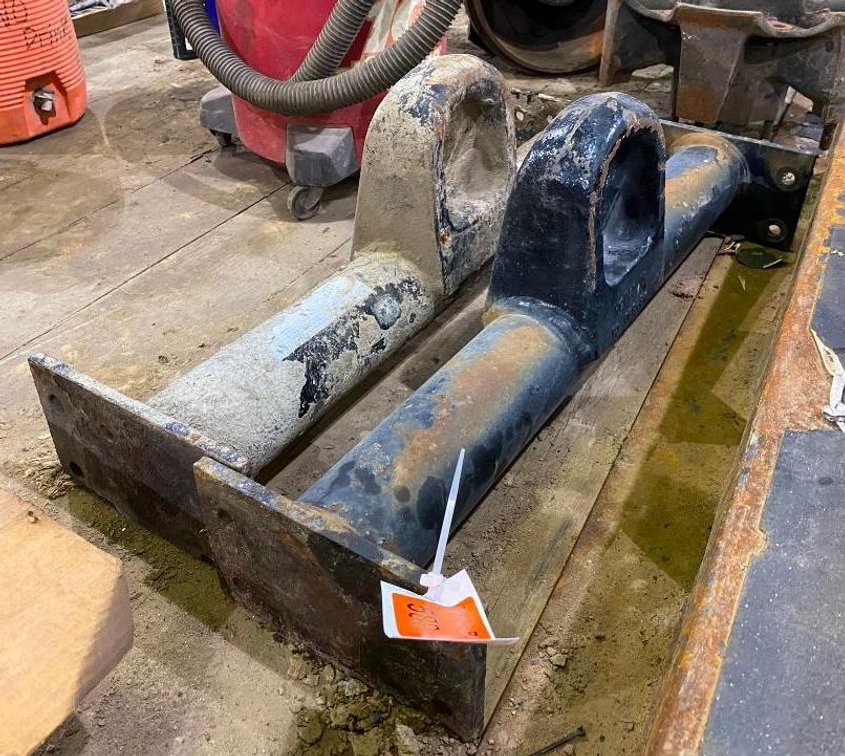(2) Tow Hooks Off a Peterbilt