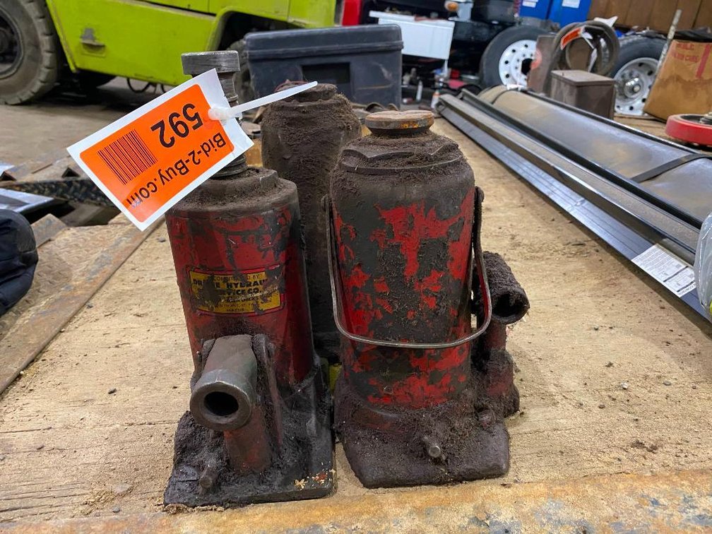 (3) Bottle Jacks