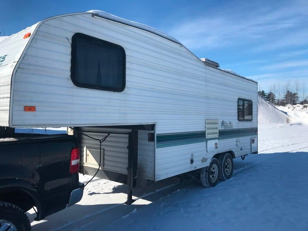 1996 Wilderness 27' 5th Wheel Camper 