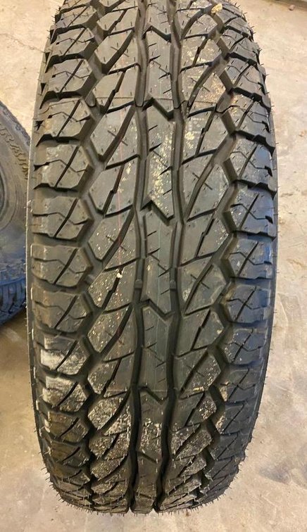 (1) New Multerrain A/T 285/75R16LT 