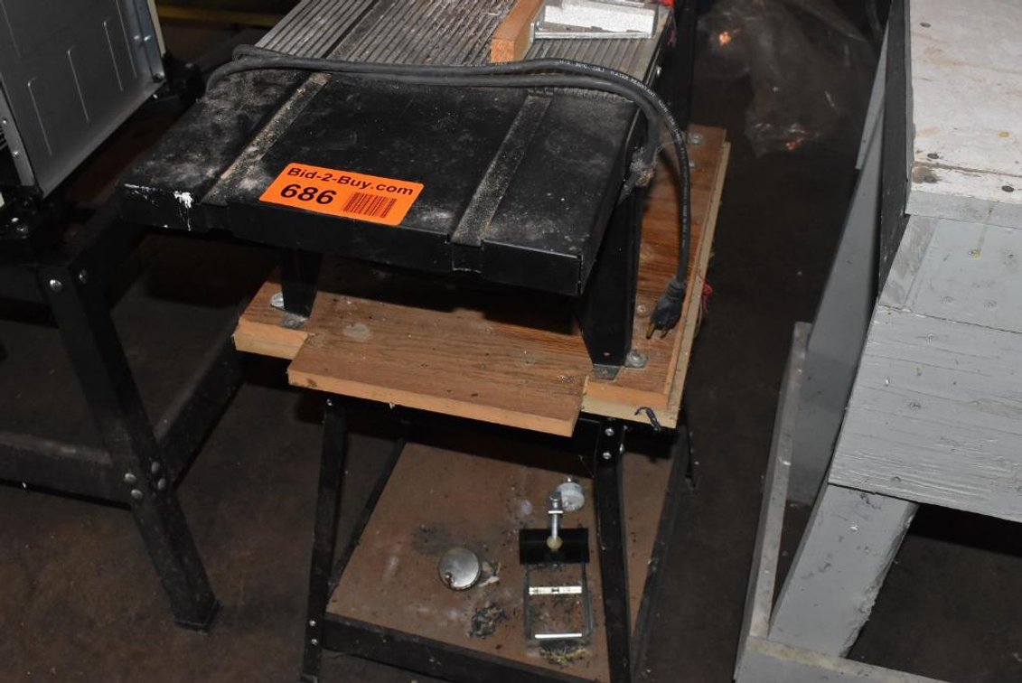 CRAFTSMAN ROUTER TABLE ON STAND, ELECTRIC