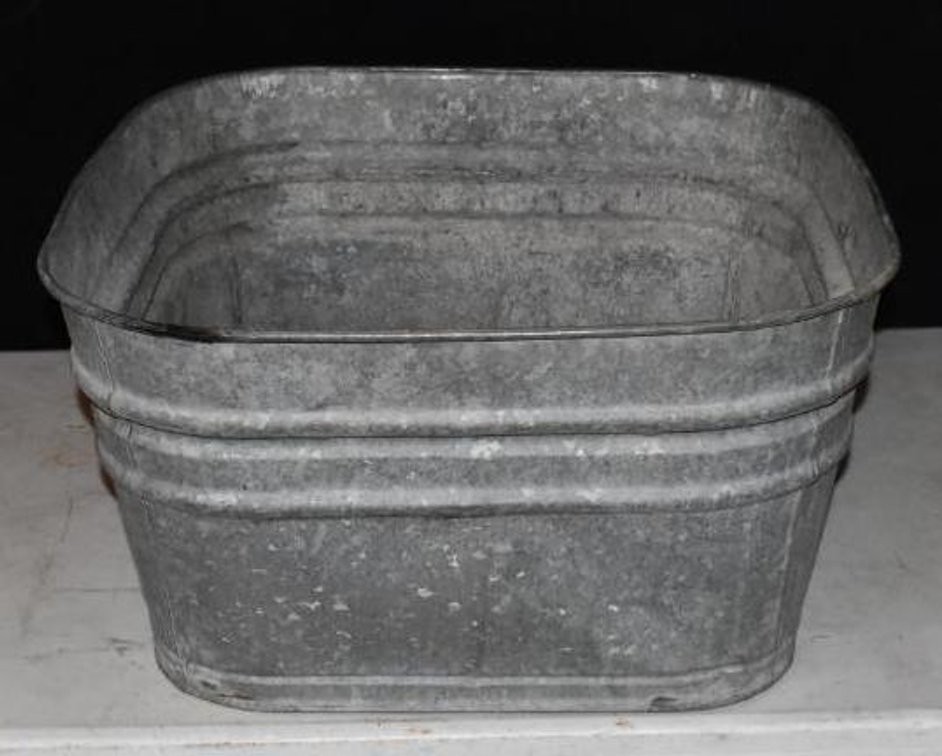 SQUARE VINTAGE WASH TUB, NO HANDLES