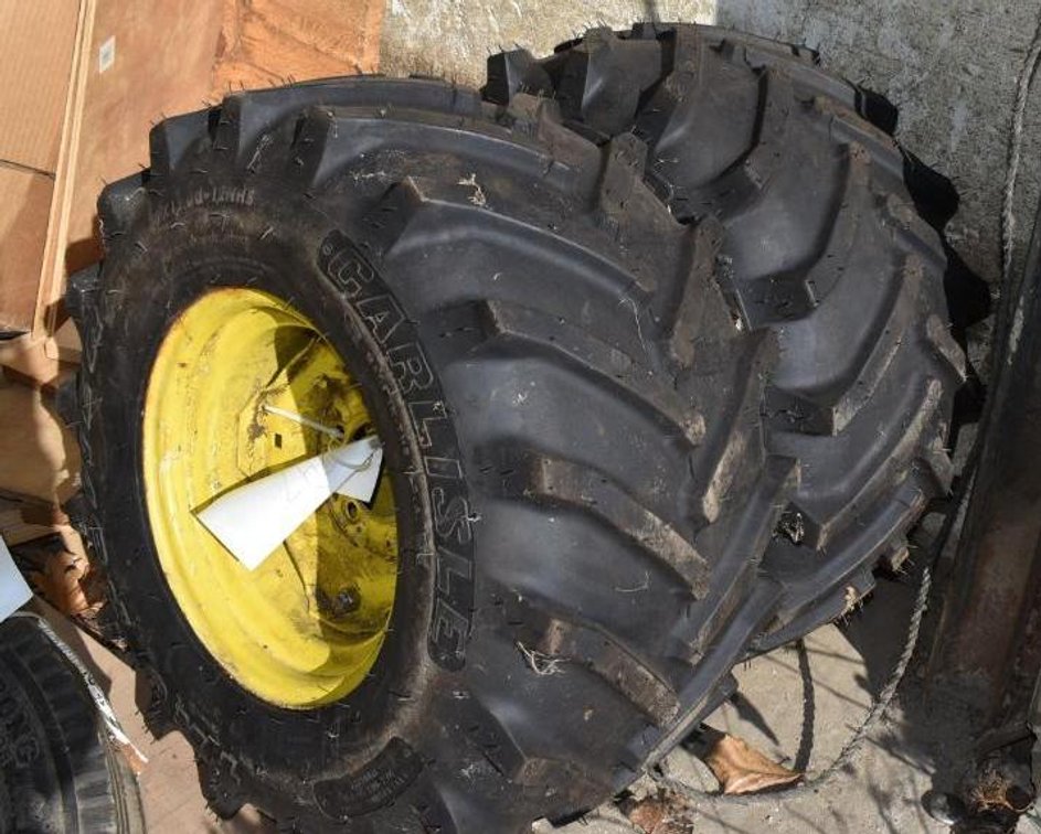 (2) CARLISLE 26 X 12 X 00 TIRES ON RIMS