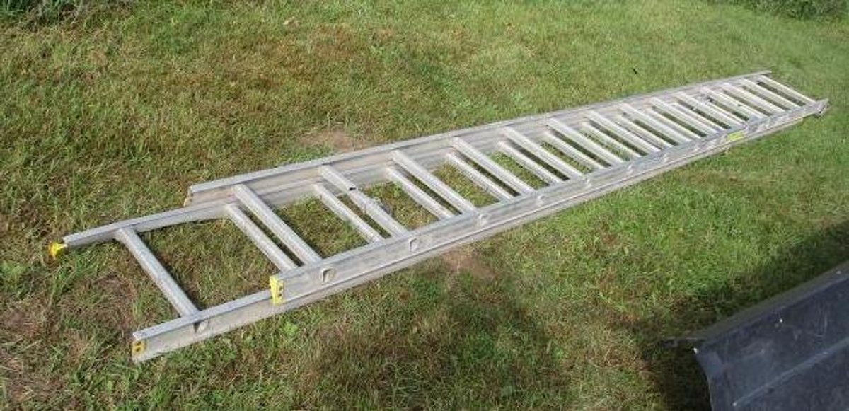 Werner Aluminum 20' Exterior Ladder