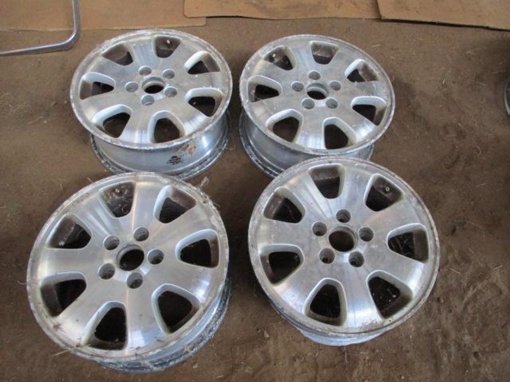 2007 - 16" Dodge/Chrysler Mini Van Rims