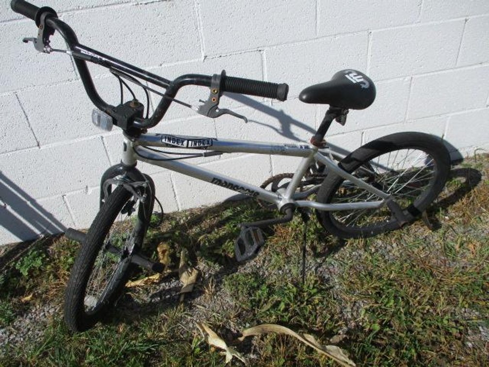 Mongoose 31 x 10 x 5 x 15 Bicycle