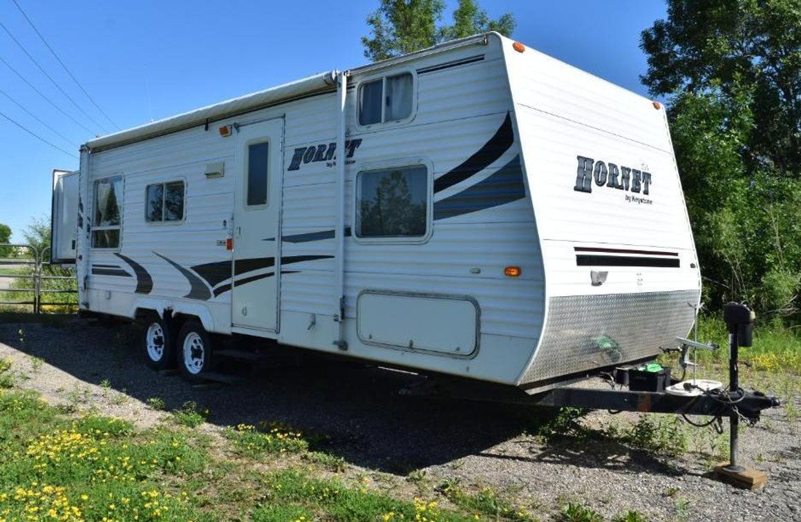 2005 Hornet By Keystone 24RSL Travel Trailer