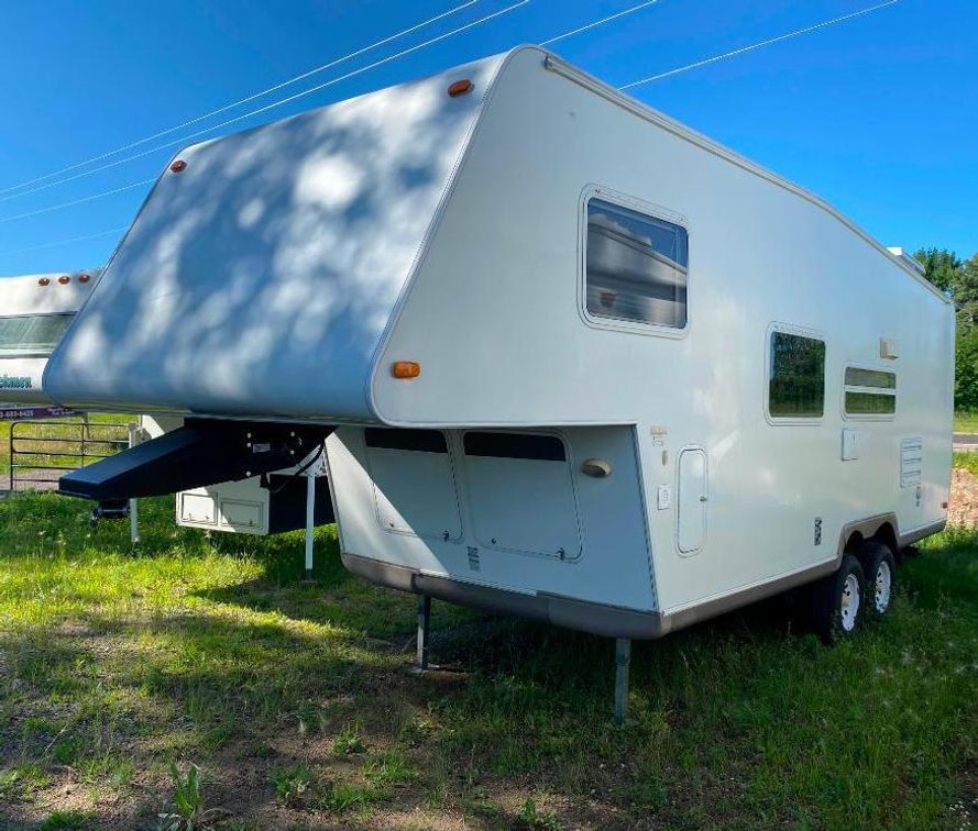 2007 Rockwood 2320 5th Wheel Trailer