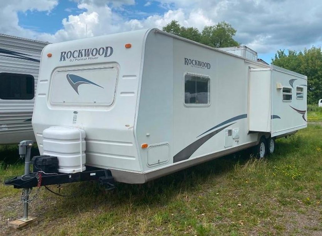 2004 Forest River Real-Lite/Rockwood Lite Travel Trailer