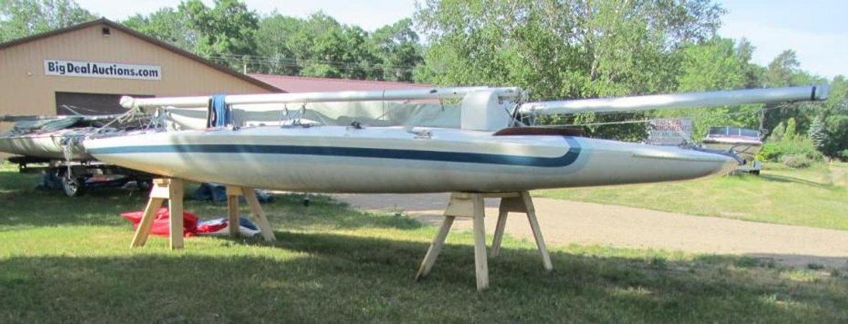 Johnson C Sailboat UM-40
