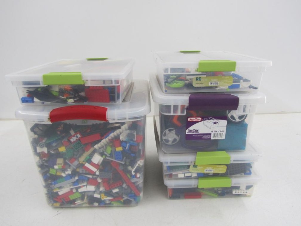 Lot Of Assorted Legos
