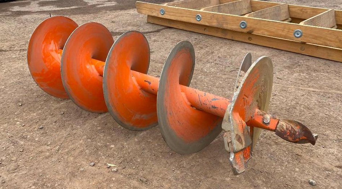 42" Long Auger, 12" Hole