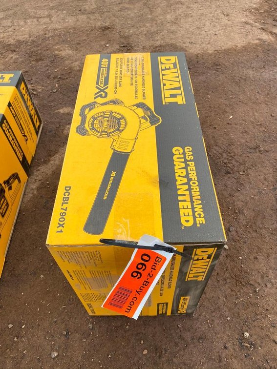 New DeWalt Blower