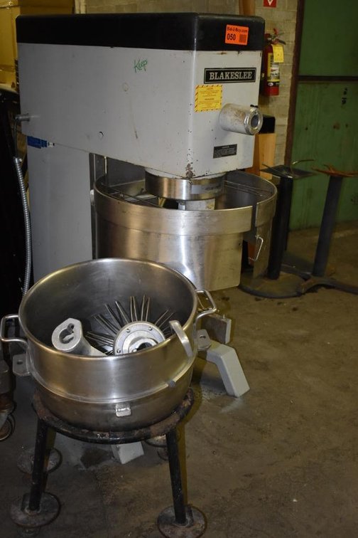 Blakeslee 60 Quart Mixer