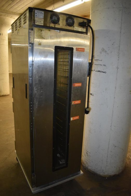 Cres Cor 18 Shelf Holding Oven