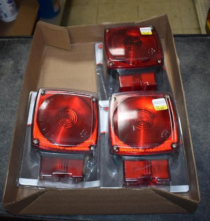 (3) PM Submersible Stop Turn And Tail Lights