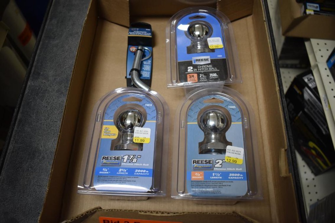 (2) Reese 2" Trailer Balls With Reese 1/2" Pin Set And (1) Reese 1-7/8" Trailer Ball