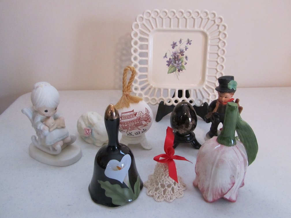 Flat Of Assorted Home Furnishings