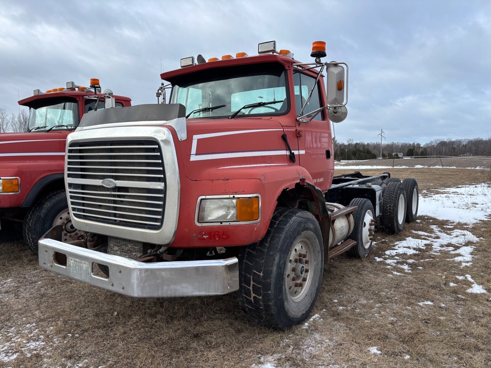 1996 Ford L9000 Boom Truck, (2) 1997 L 9000 Fords, Log Splitters & Equipment (134866)