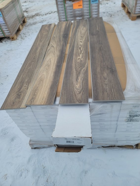Waterproof Luxury Vinyl Click Planks (135137)