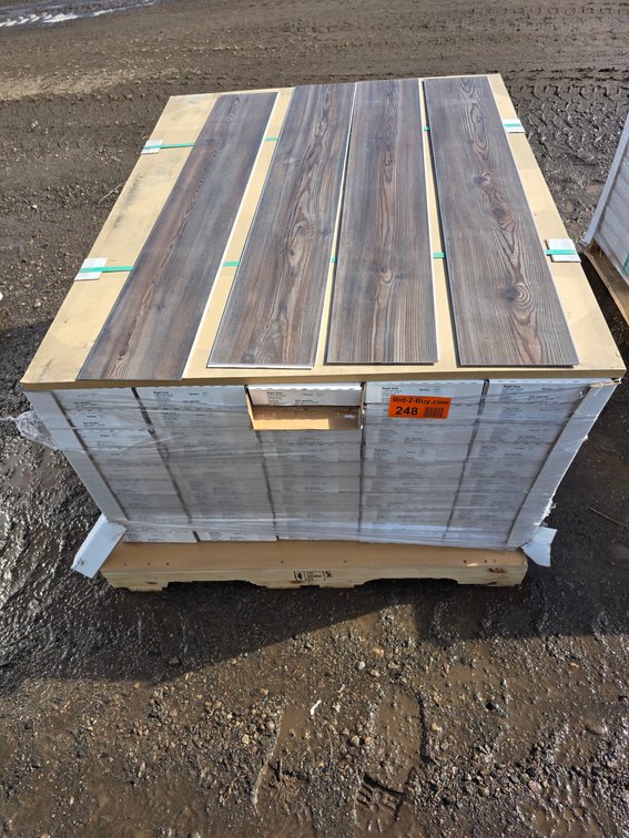 Waterproof Luxury Vinyl Click Planks With Pad (136191)