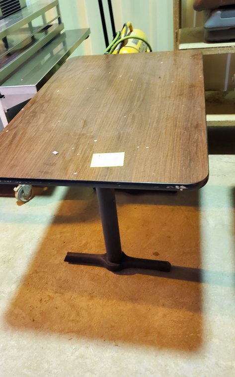 rectangular table 48 x 30" 