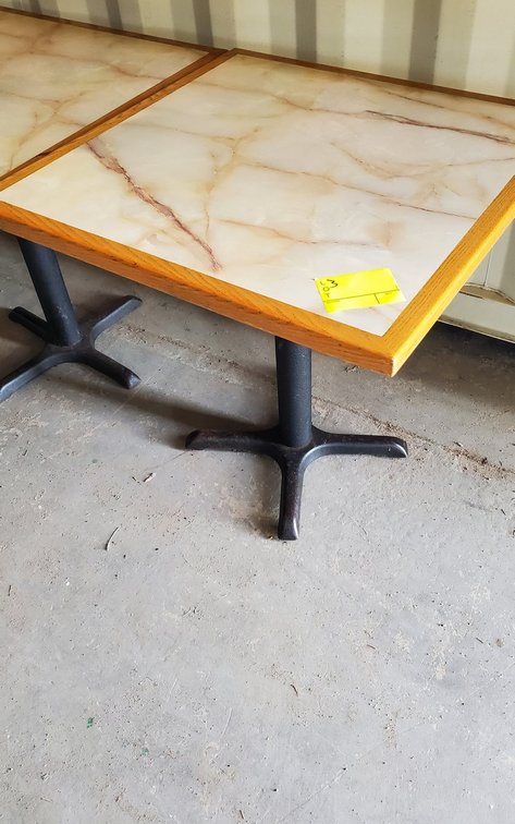 square table 
