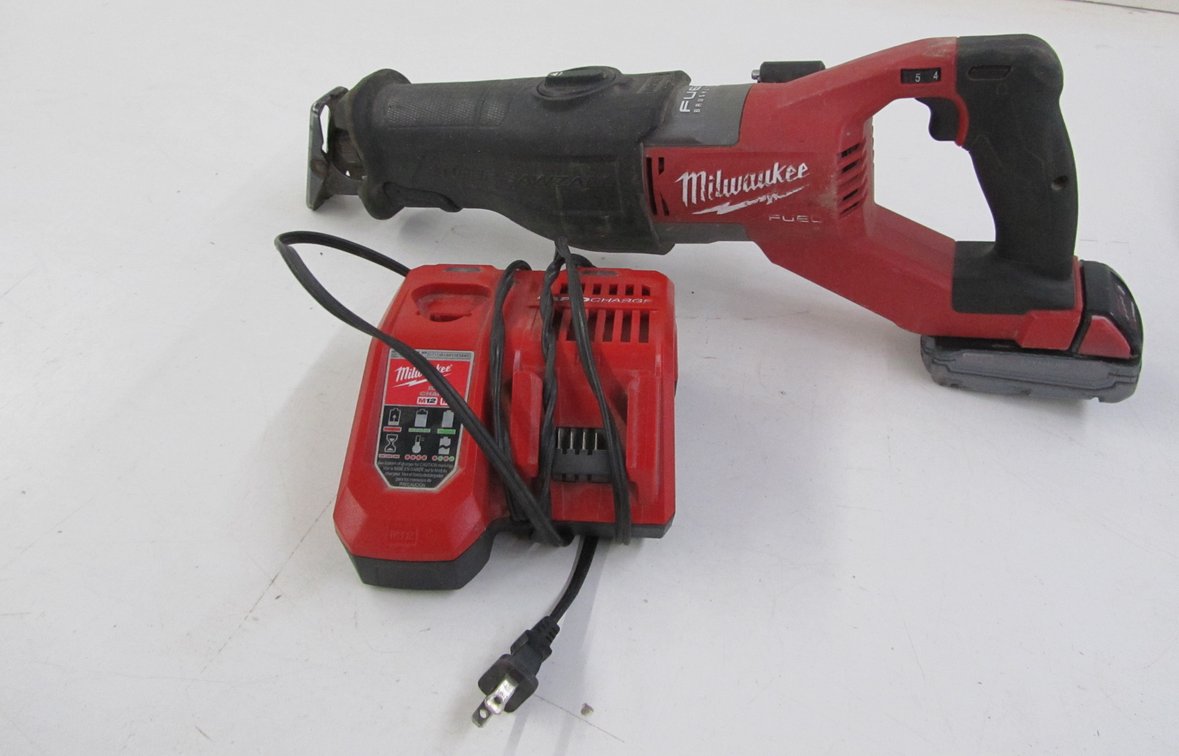 Milwaukee 18v Super Sawzall Reciprocating Saw