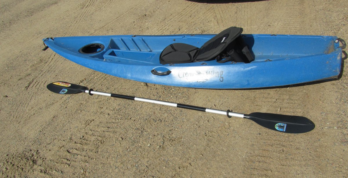 Crow Wing Kayak w/Paddle
