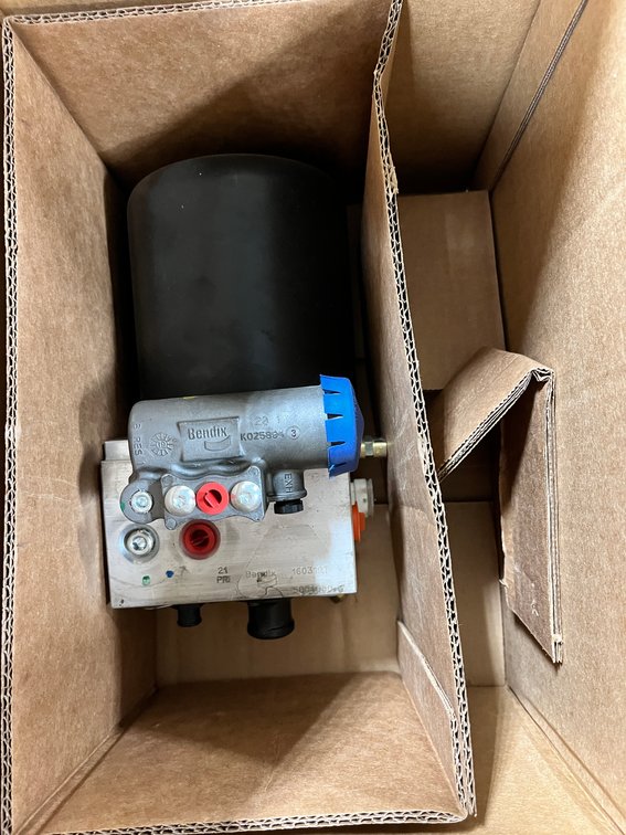 (2) Bendix Remanufactured 5004050X AD-IS Air Dryer RX