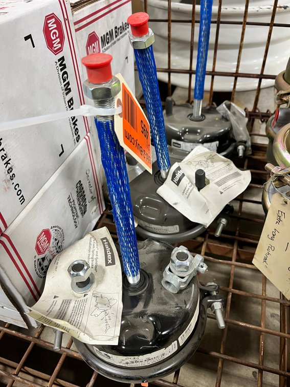 (3) Haldex SC24L Service Chamber