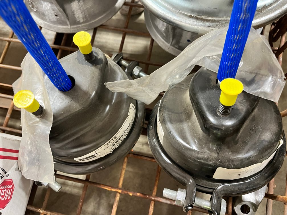 (2) Haldex SC16 Brake Chamber