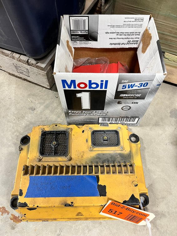 2009 Peterbilt 384 Acert and C13 Model Controller