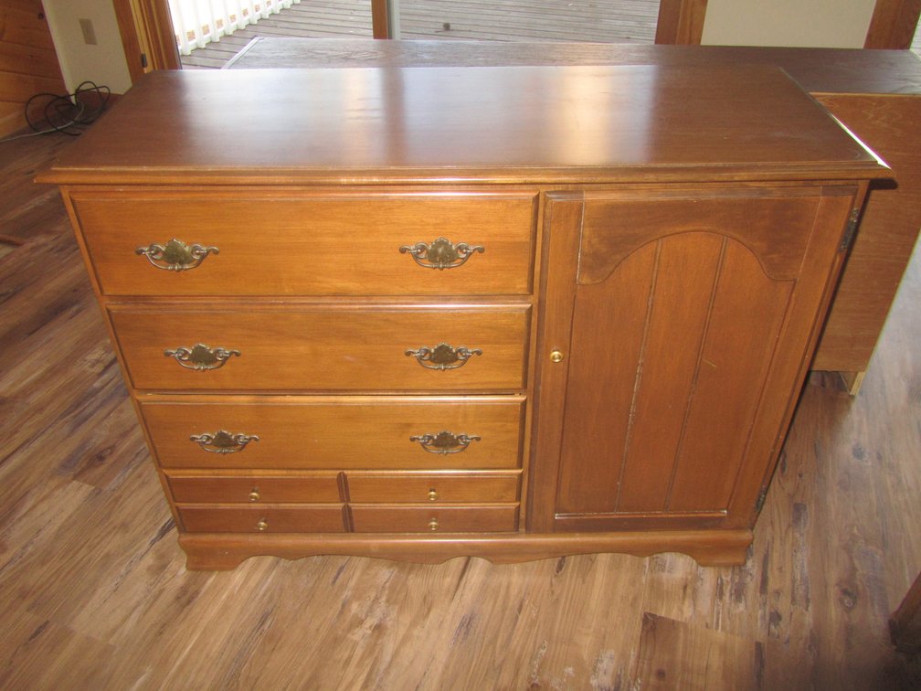 4-Drawer Dresser