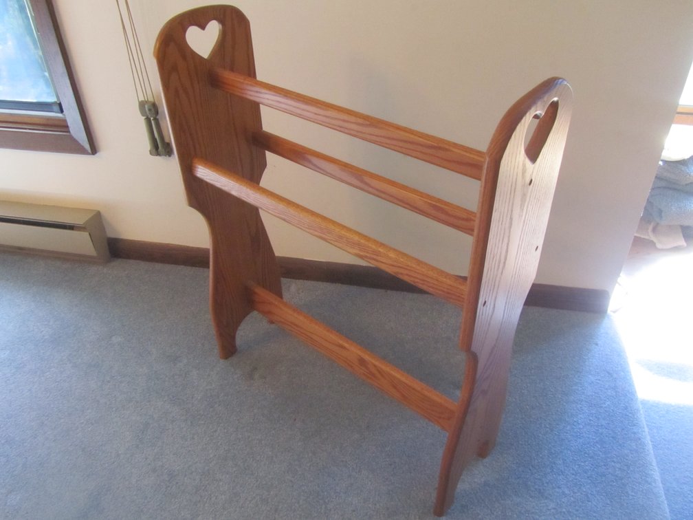 Wood Quilt Rack