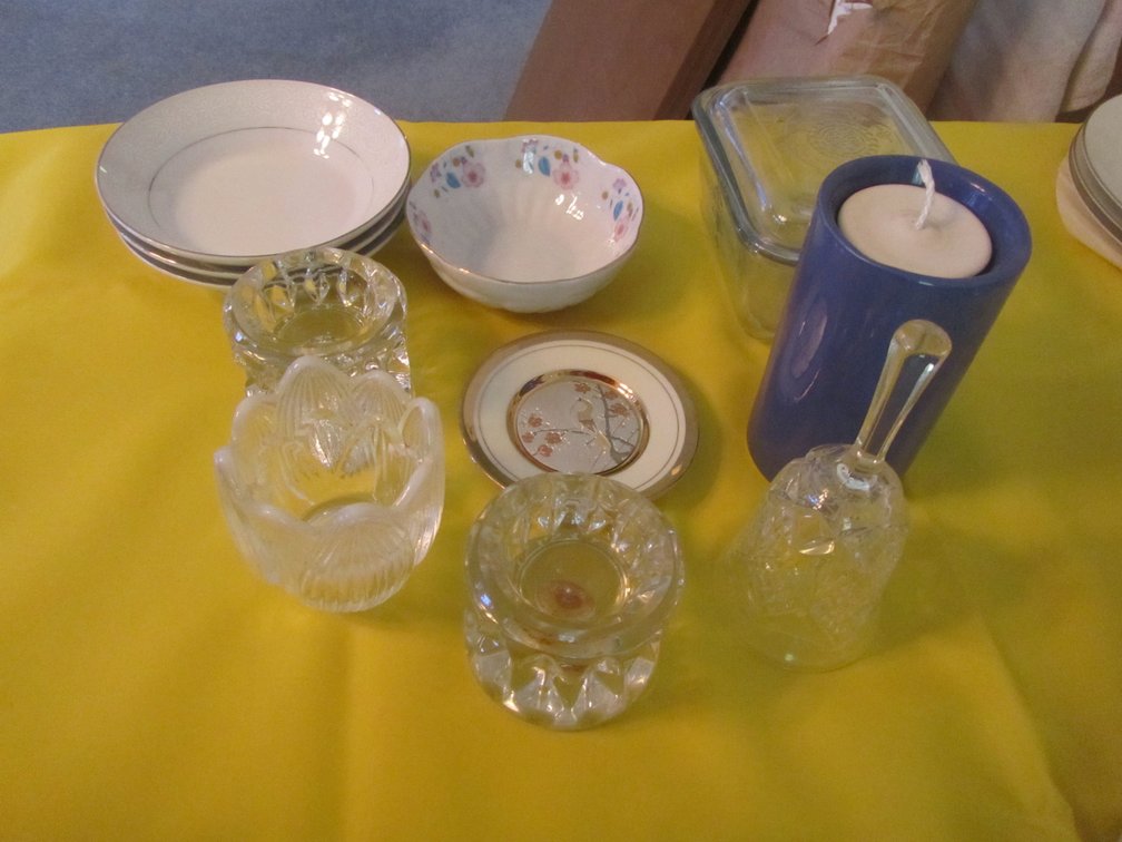 Assorted Glassware