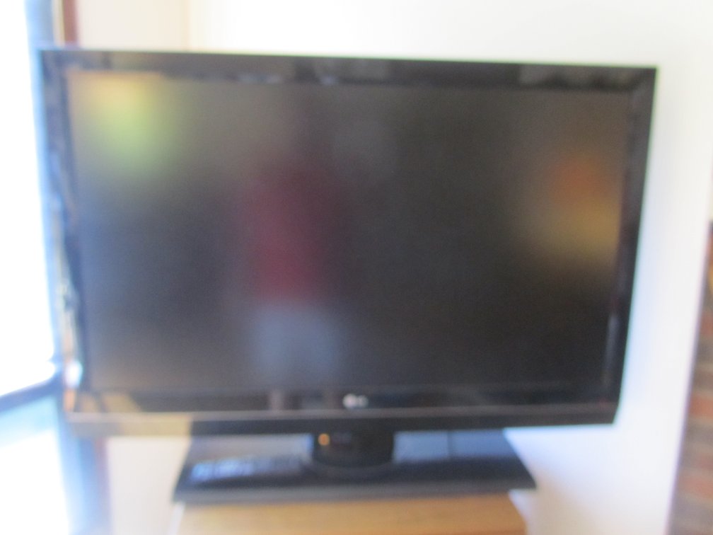 LG 47" TV