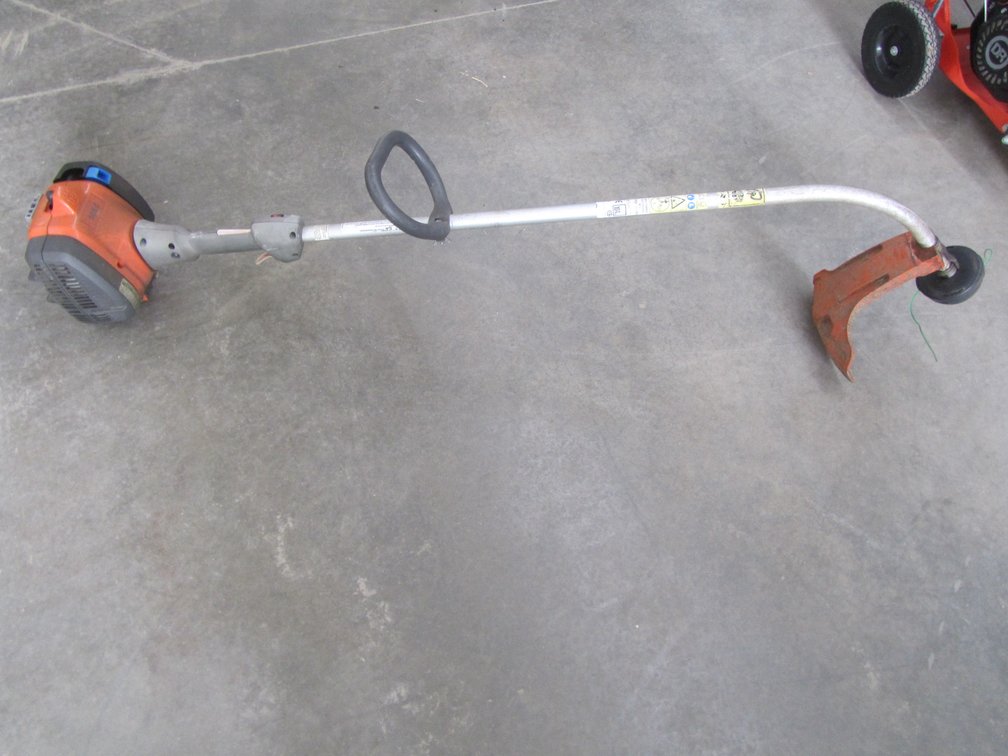 Husqvarna 122 C Trimmer
