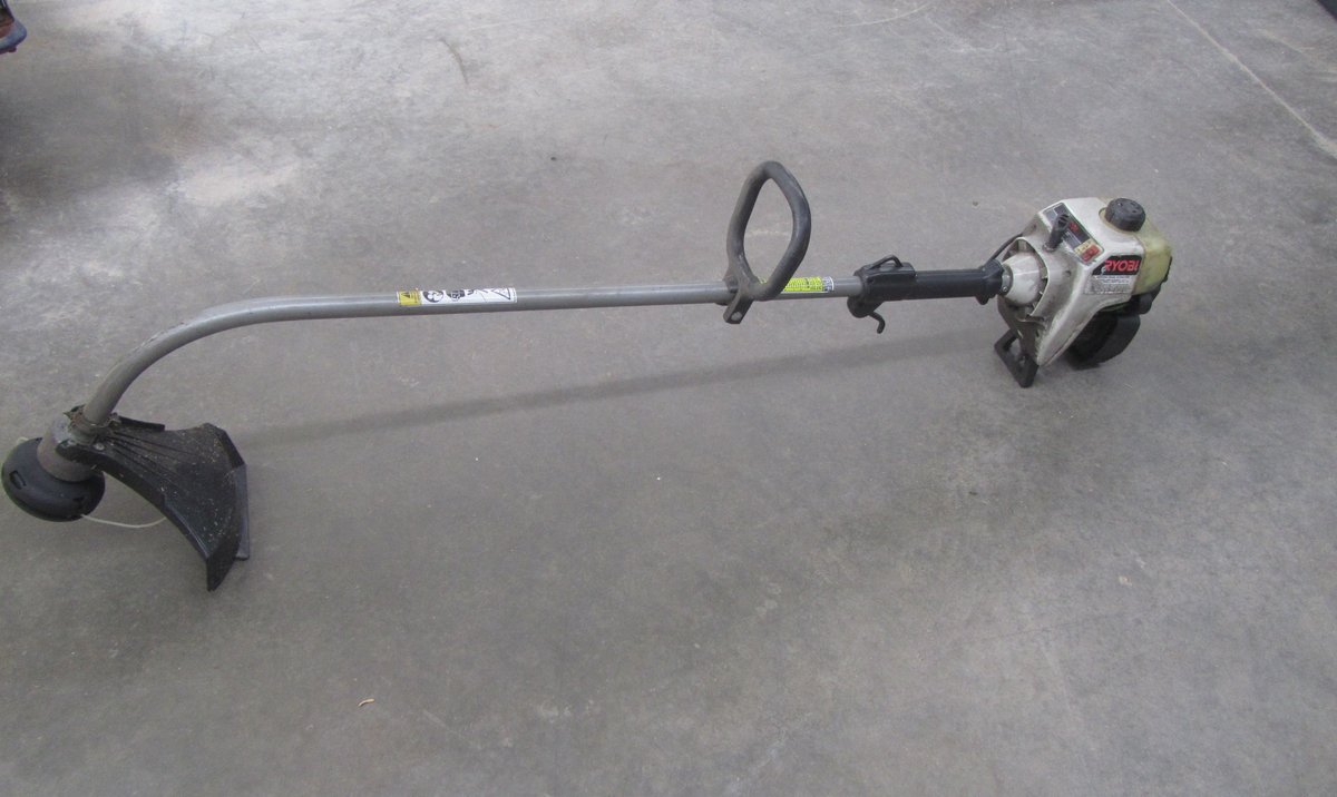 Ryobi 700r 15" Trimmer