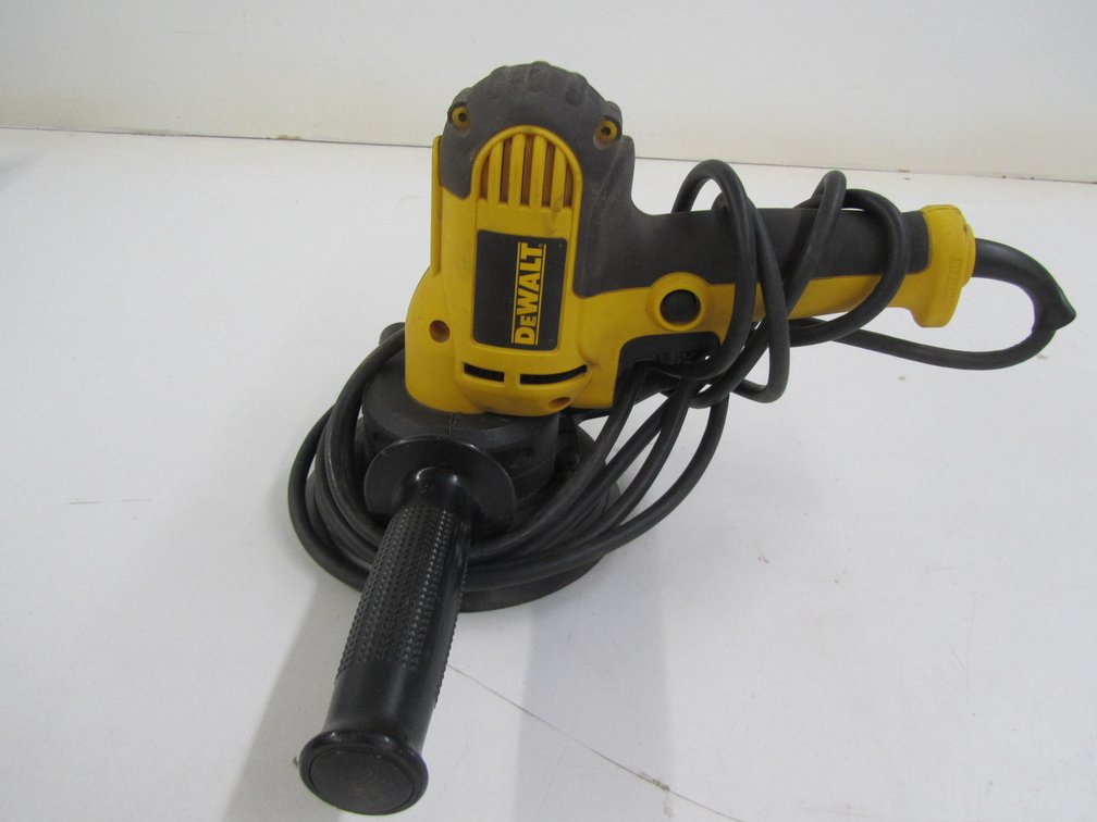 DeWalt 5" Disc Sander