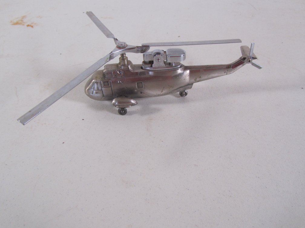 Sikorsky SH-3A/D Metal Helicopter Lighter