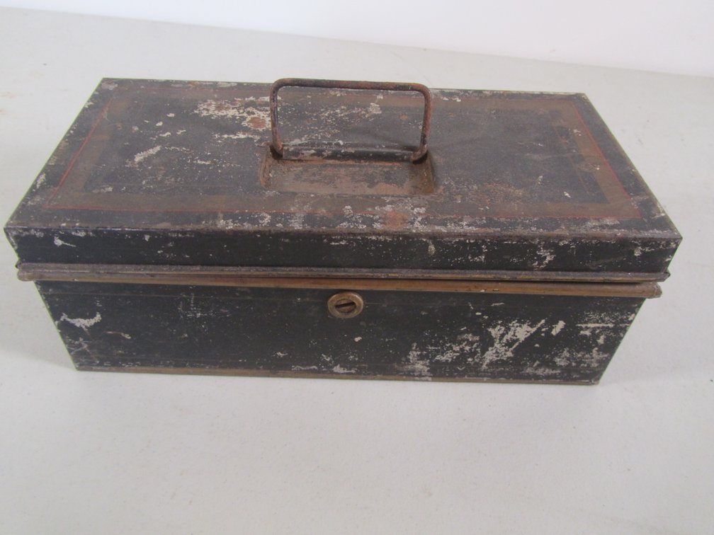 Vintage Metal Cash Box