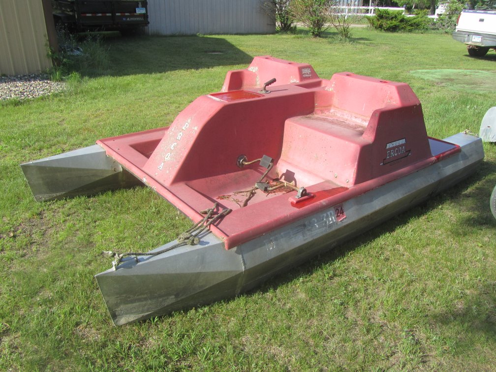 1989 Ercoa Pontoon Style Paddle Boat