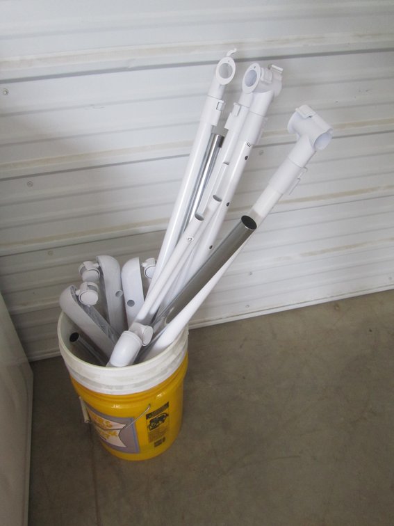 Adjustable Garment Hanging Rack On Casters