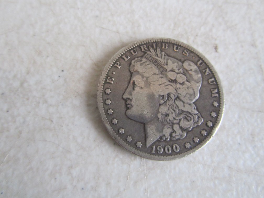 1900-O Silver Morgan Dollar