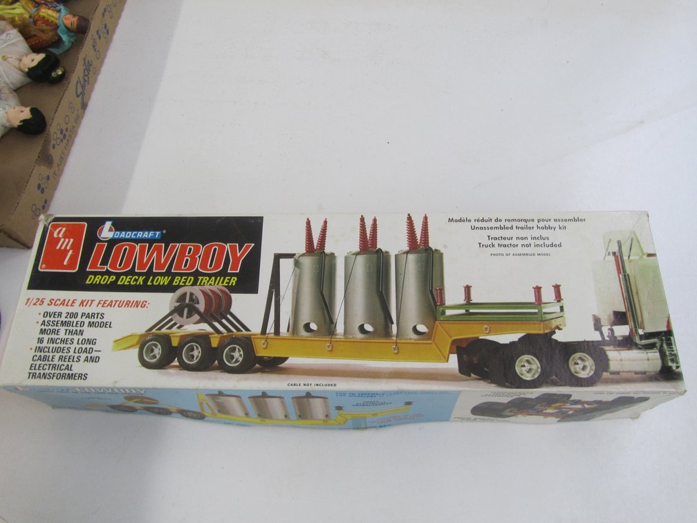 AMT Loadcraft Lowboy Drop Deck Low Bed Trailer Model Kit
