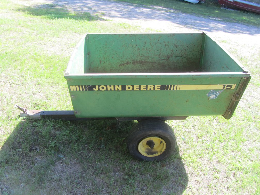John Deere 15 Utility Trailer