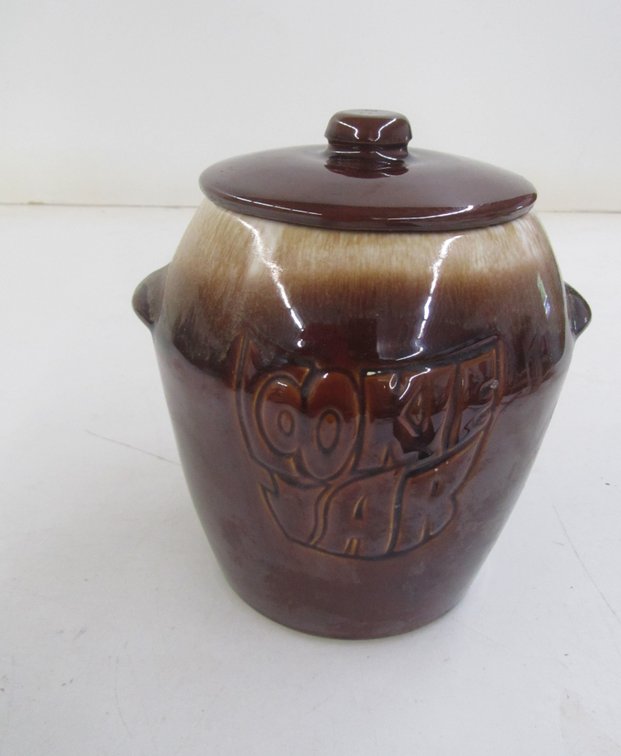 McCoy 7024 Ceramic Cookie Jar